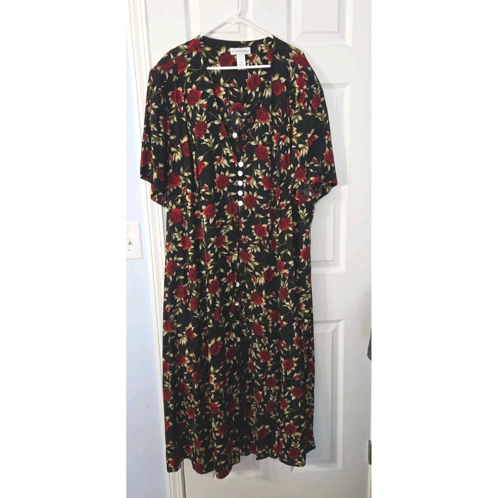 Anna Maxwell Womans Plus Size 34W (5X-6X) Florial Maxie Dress